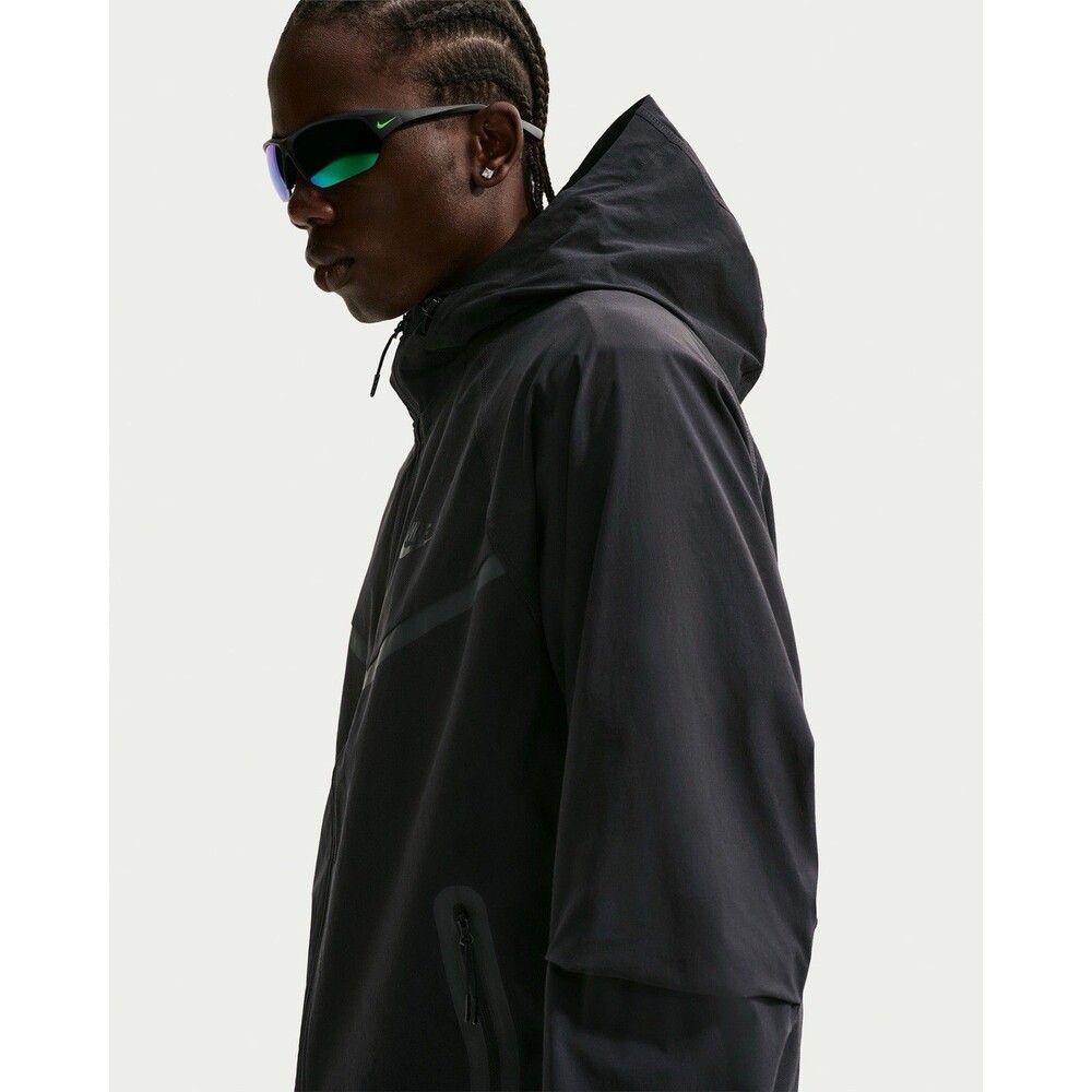 Nike Tech Woven Jacket - Picture 3 of 11